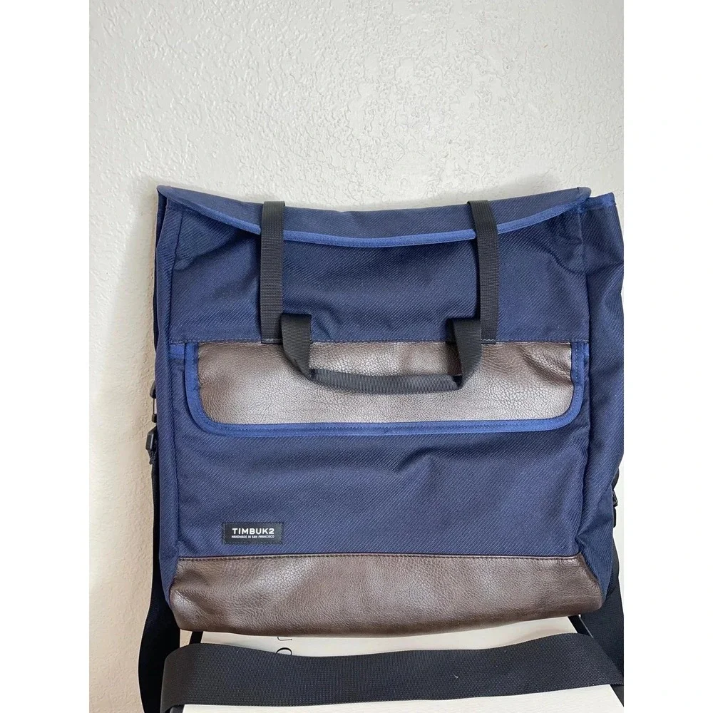 hjc clx5 helmet HCJ CL-Y Youth Snowmobile Color:(DT-10) Mardi Gras Louis Vuitton Kim Jones including a youth size Convertible Backpack Tote